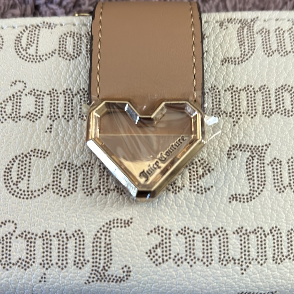 COPY -Juicy couture pecan white w/pecan wallet - Picture 5 of 12